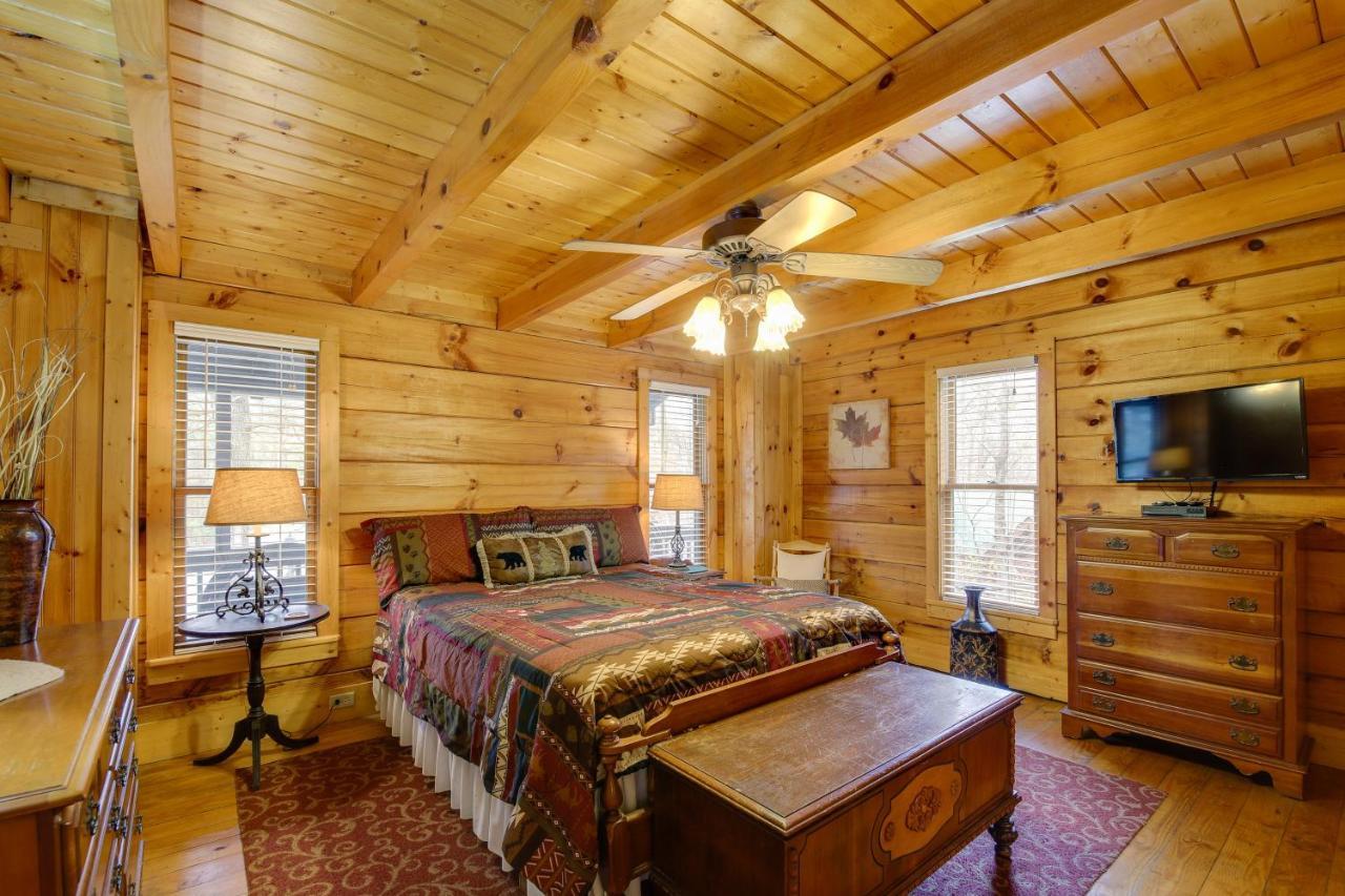 Smoky Mountains Cabin With Hot Tub, Deck And Views! Sevierville Exterior photo