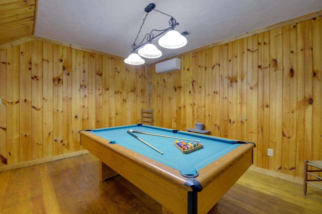 Smoky Mountains Cabin With Hot Tub, Deck And Views! Sevierville Exterior photo