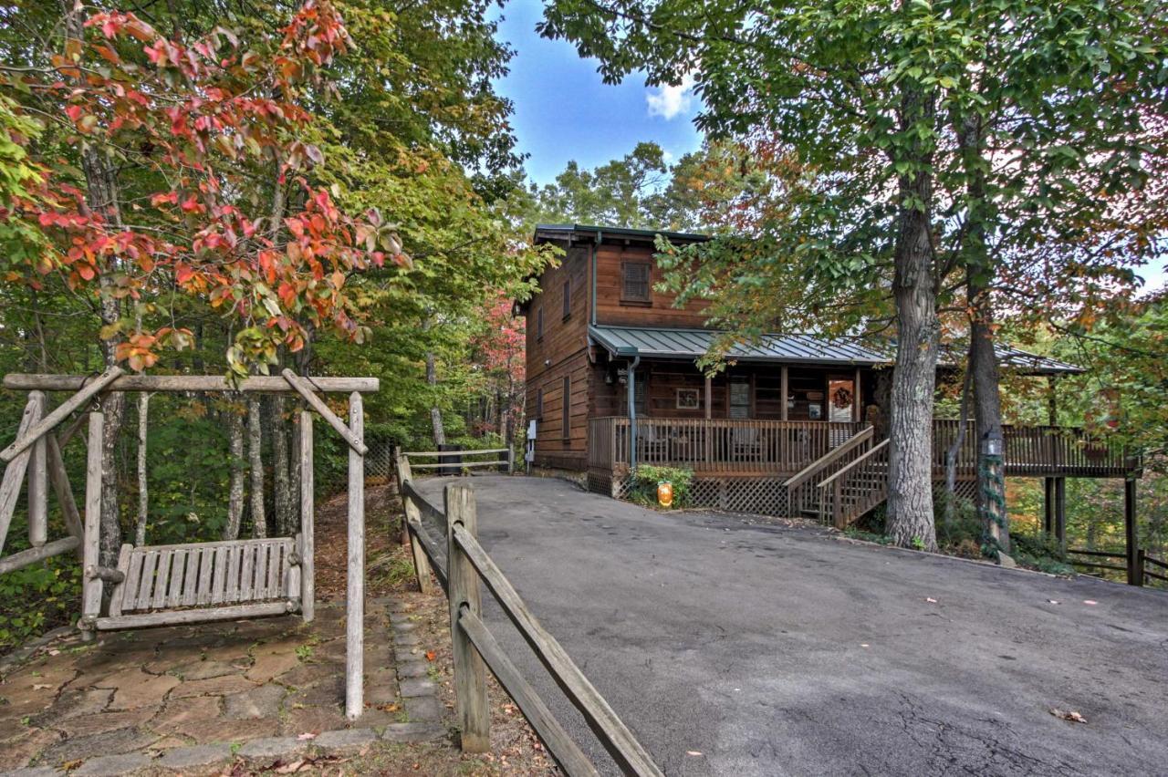 Smoky Mountains Cabin With Hot Tub, Deck And Views! Villa Sevierville Exterior photo