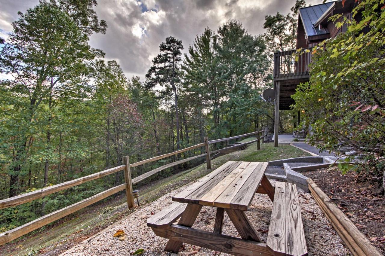 Smoky Mountains Cabin With Hot Tub, Deck And Views! Villa Sevierville Exterior photo